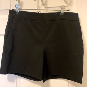 NWT WHBM 5-Inch Pull-On Shorts Black Size 6